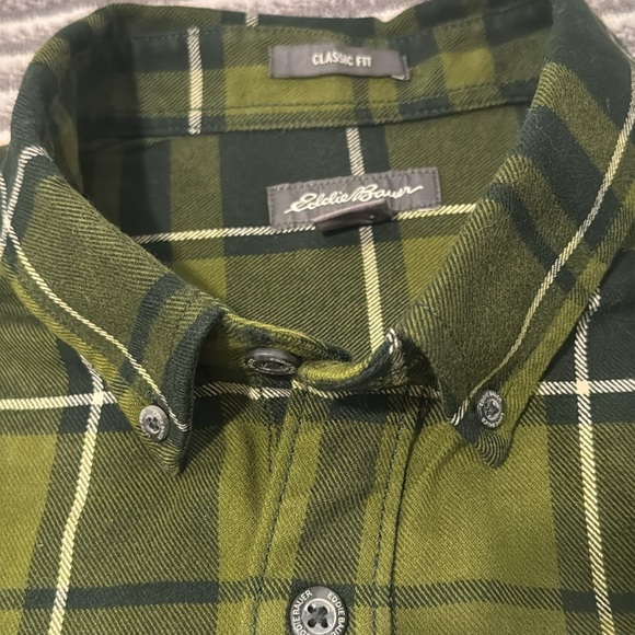 Eddie Bauer Green Plaid Flannel Button Shirt M - Picture 6 of 17